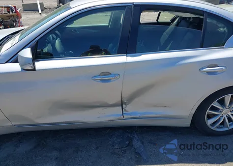 2015 Infiniti Q50 Premium z USA, uszkodzony, nr VIN JN1BV7AR4FM396826